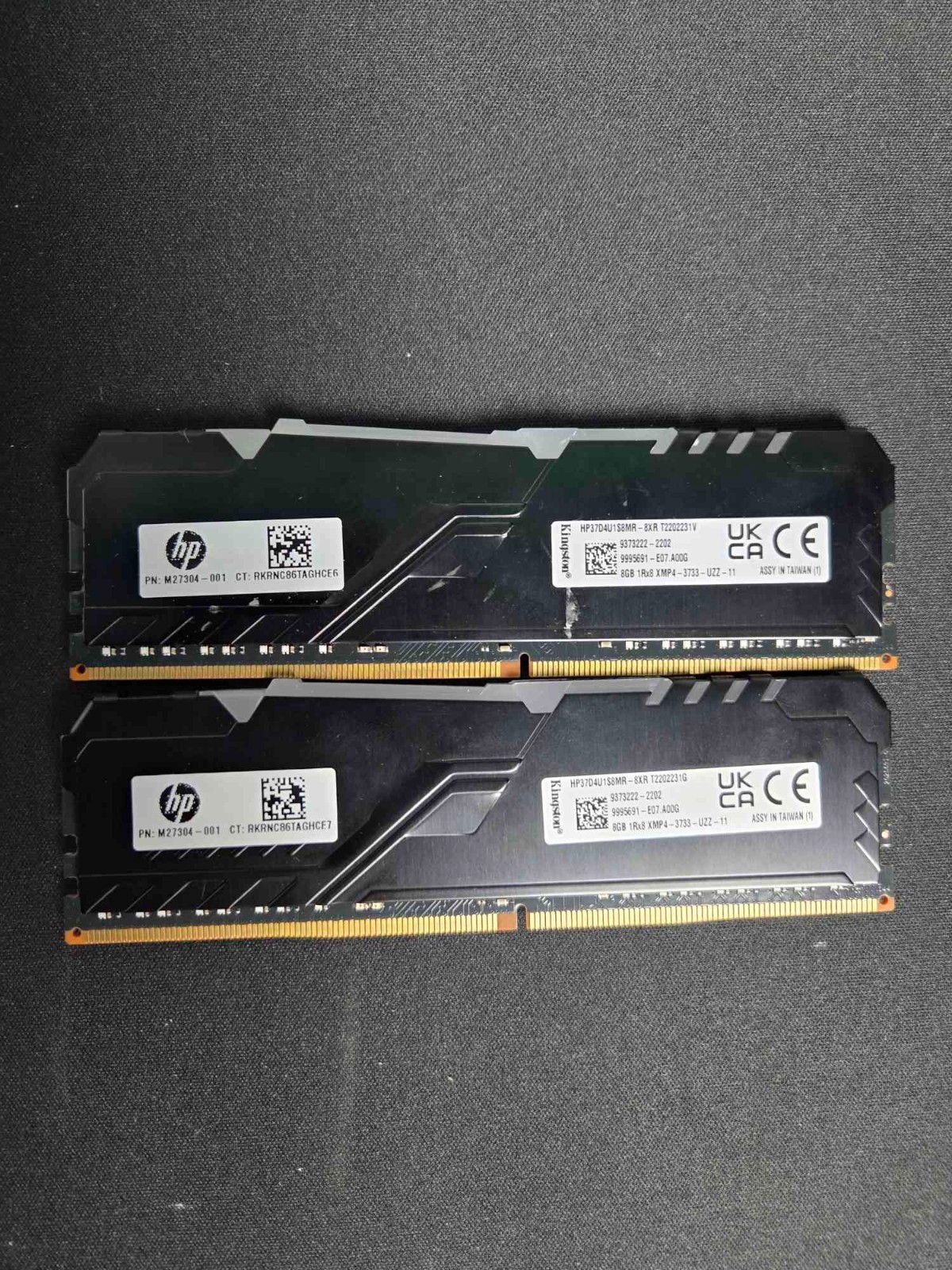HP Kingston 16GB DDR4 3733 HP37D4U1S8MR-8XR RGB 288pin Desktop DIMM RAM