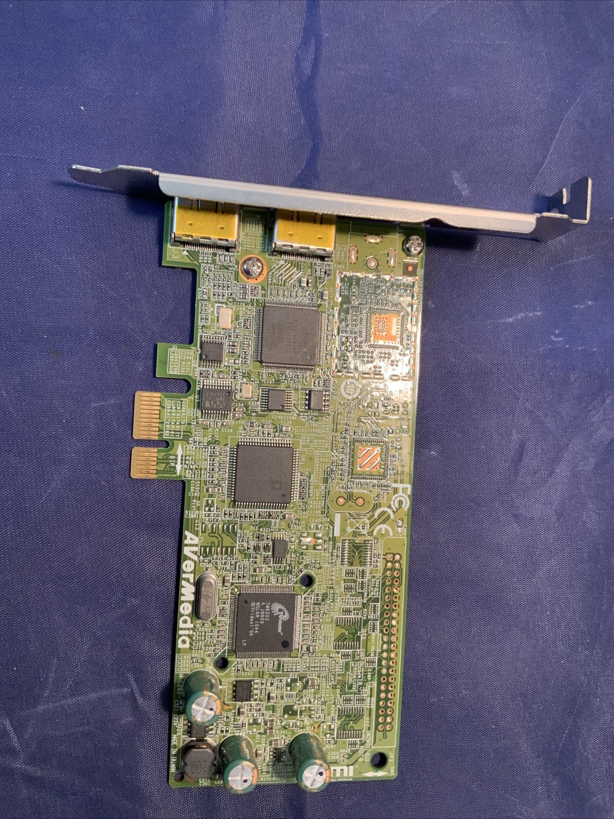 AVerMedia AVerTV CaptureHD H727 Ver D PCIe x1 HDMI Low Profile Capture Card PC2