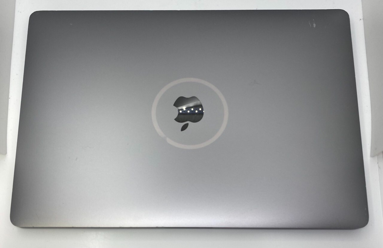 OEM MacBook Pro 15 2018 2019 A1990 LCD Screen Assembly 661-10355 – Space Gray
