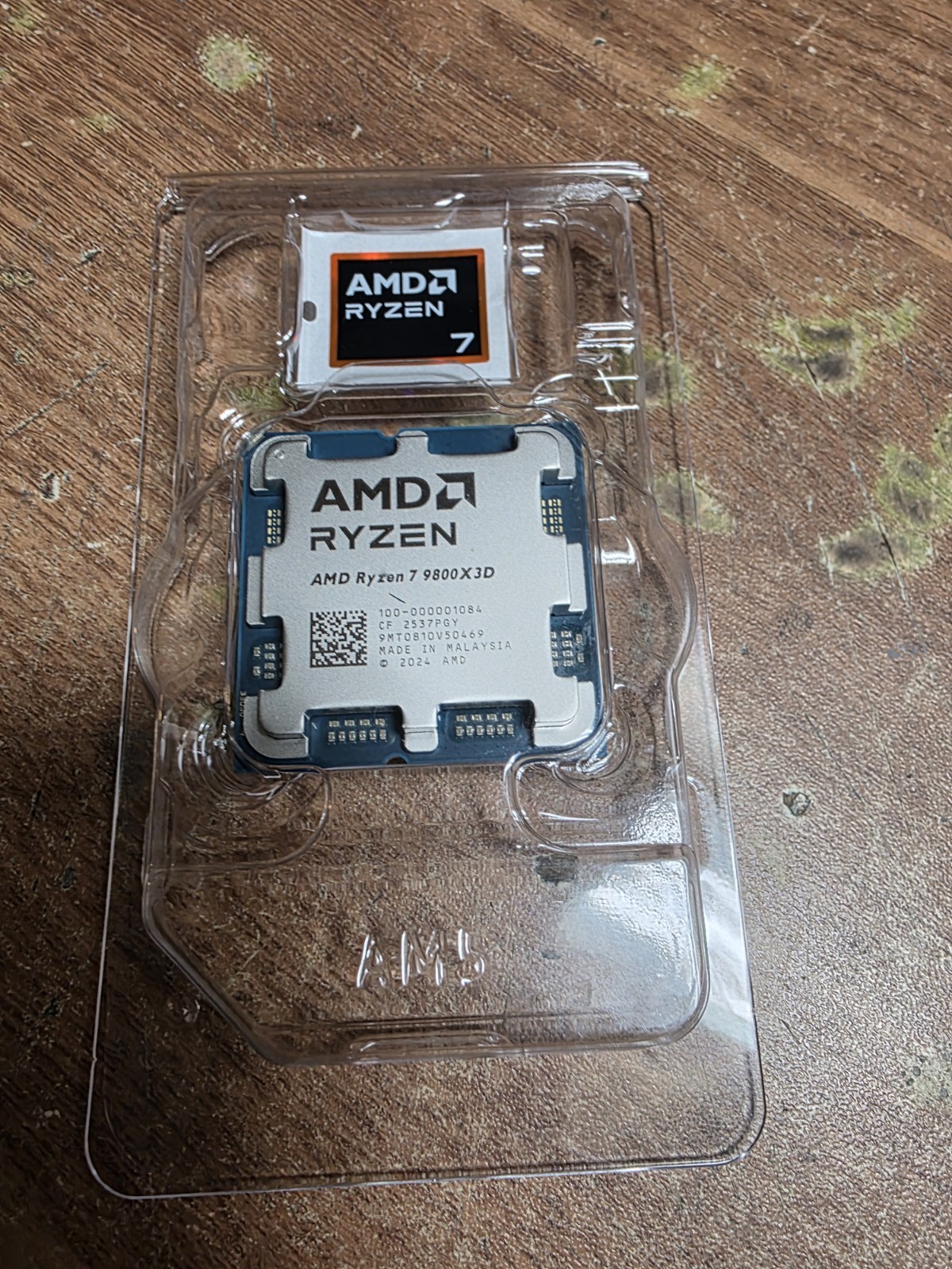 AMD – Ryzen 7 9800X3D 8-Core – 16-Thread 4.7 GHz (5.2 GHz Max Boost) Socket AM5