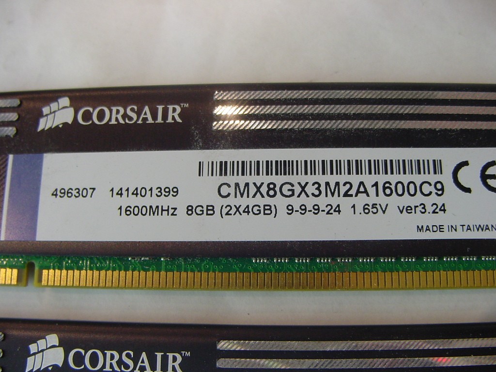 COMPUTER MEMORY – 8GB (2X4GB) CORSAIR DDR3 XMS3 CMX8GX3M2A1600C9