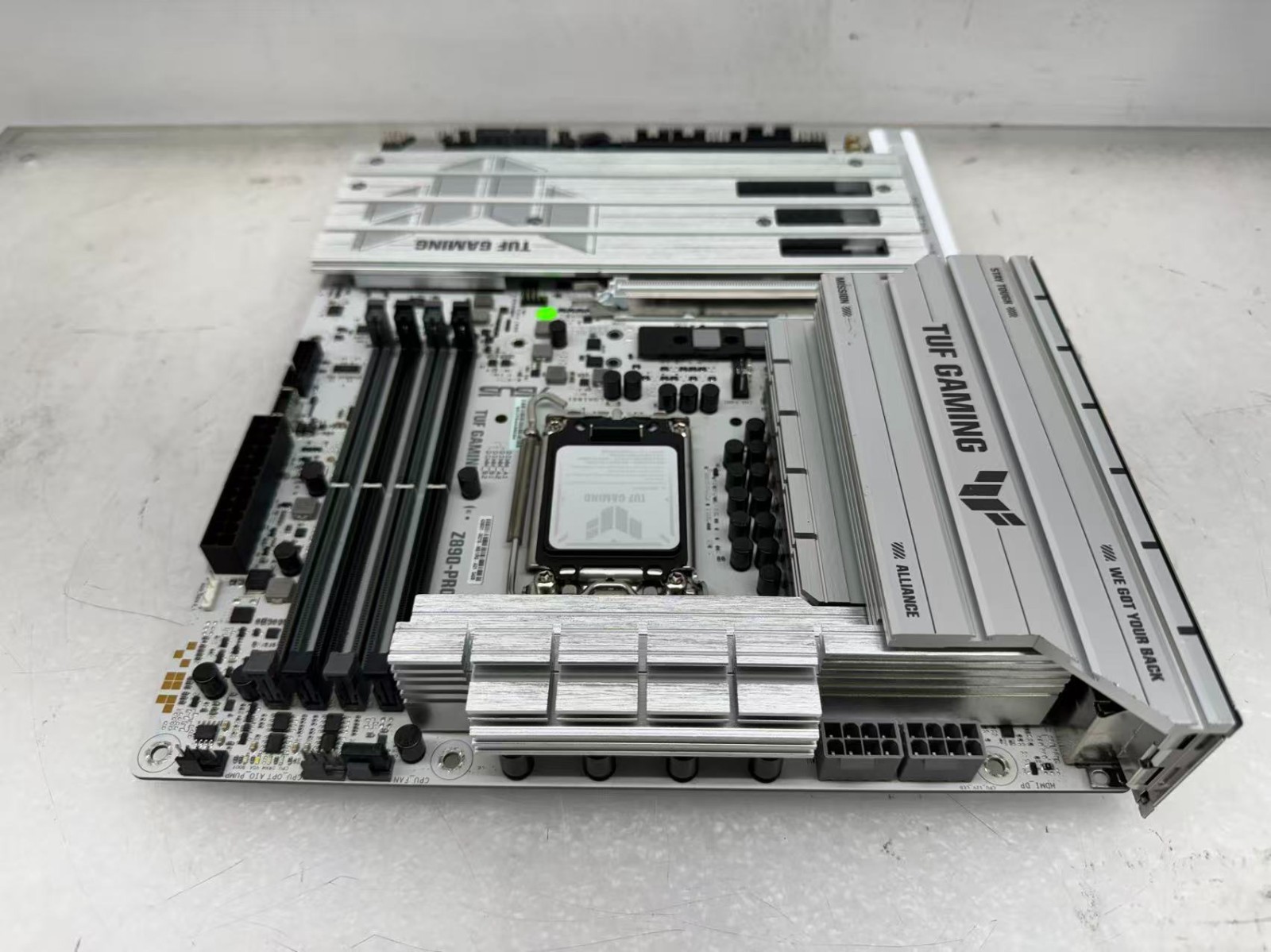 ASUS TUF GAMING Z890-PRO WIFI LGA 1851 ATX Motherboard *READ*