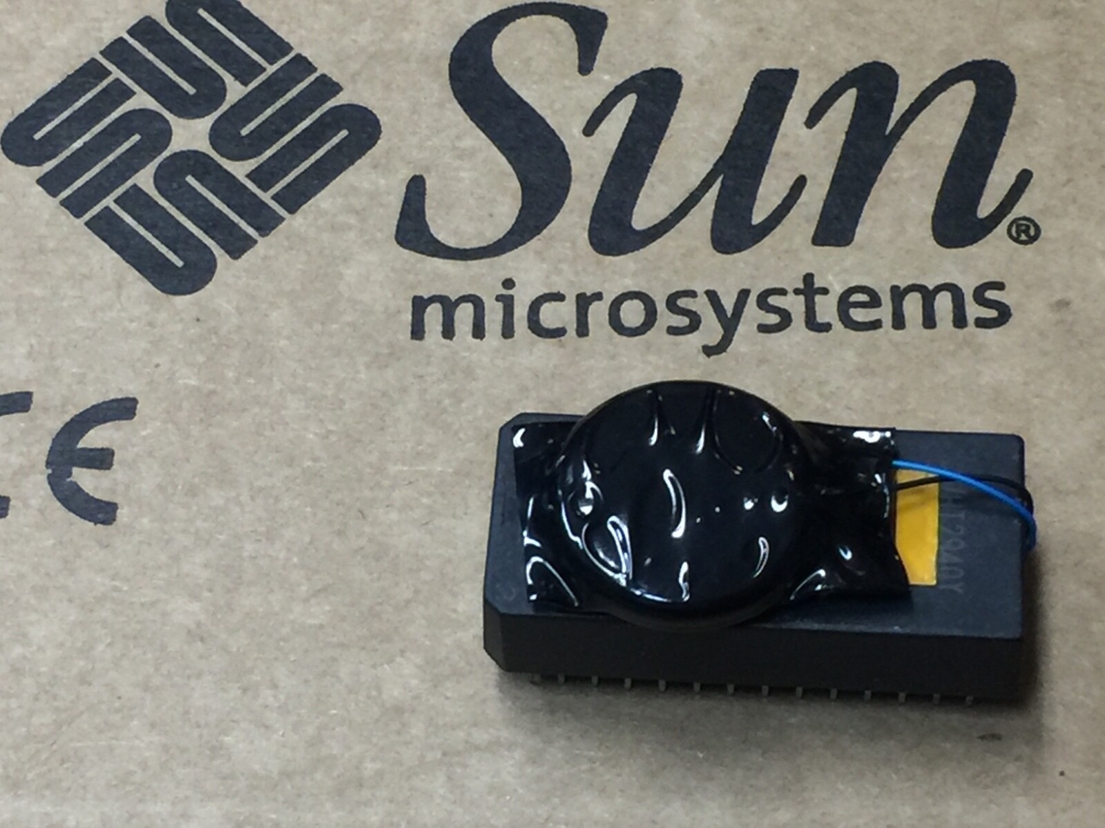 SUN NVRAM 8Kx8 48T59-70ns With NEW-Battery-ADDon, Ultra 1 , Loc:U2006