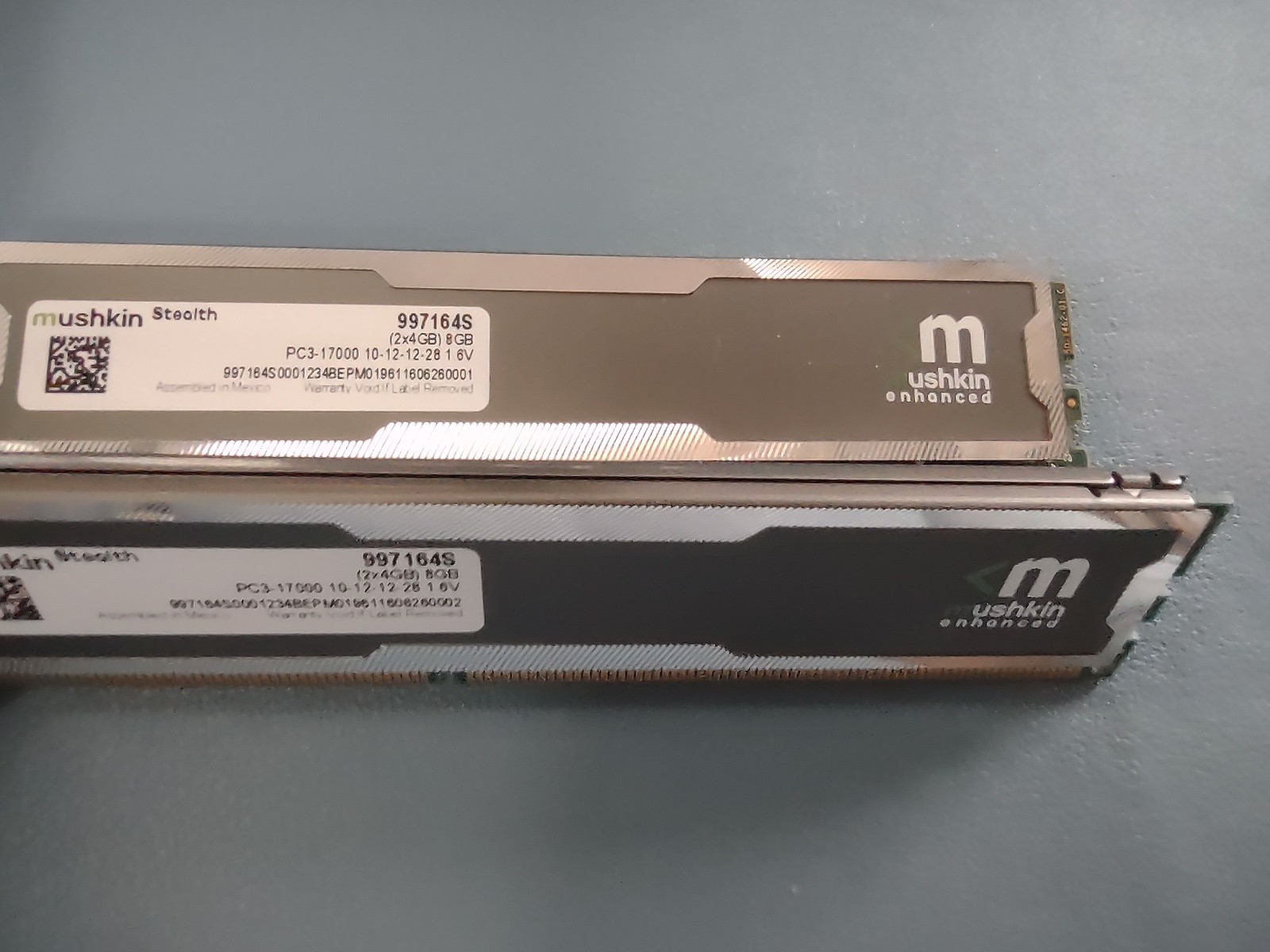 Mushkin Stealth Silverline 997164S PC3-17000 (2x4GB) kit total 8gb Ram Gaming