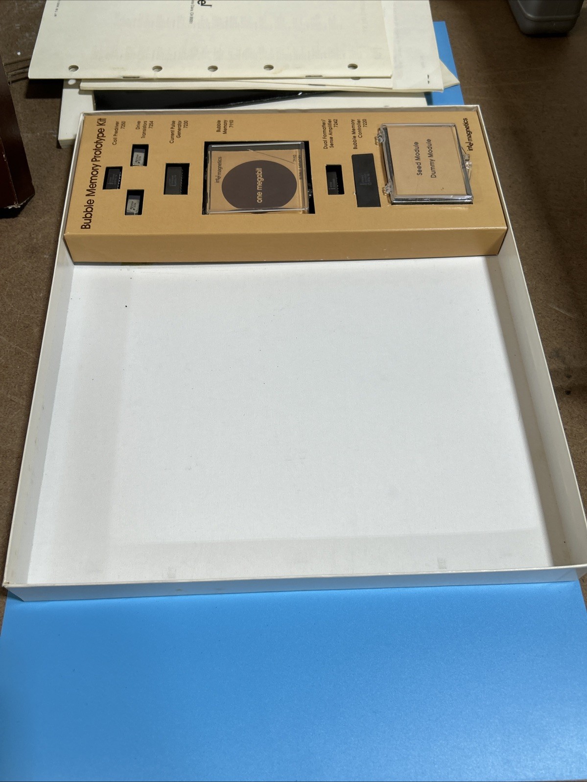 Rare NIB Intel Magnetics BPK-72 Bubble Memory Prototype Kit 7110,Complete W/Docs