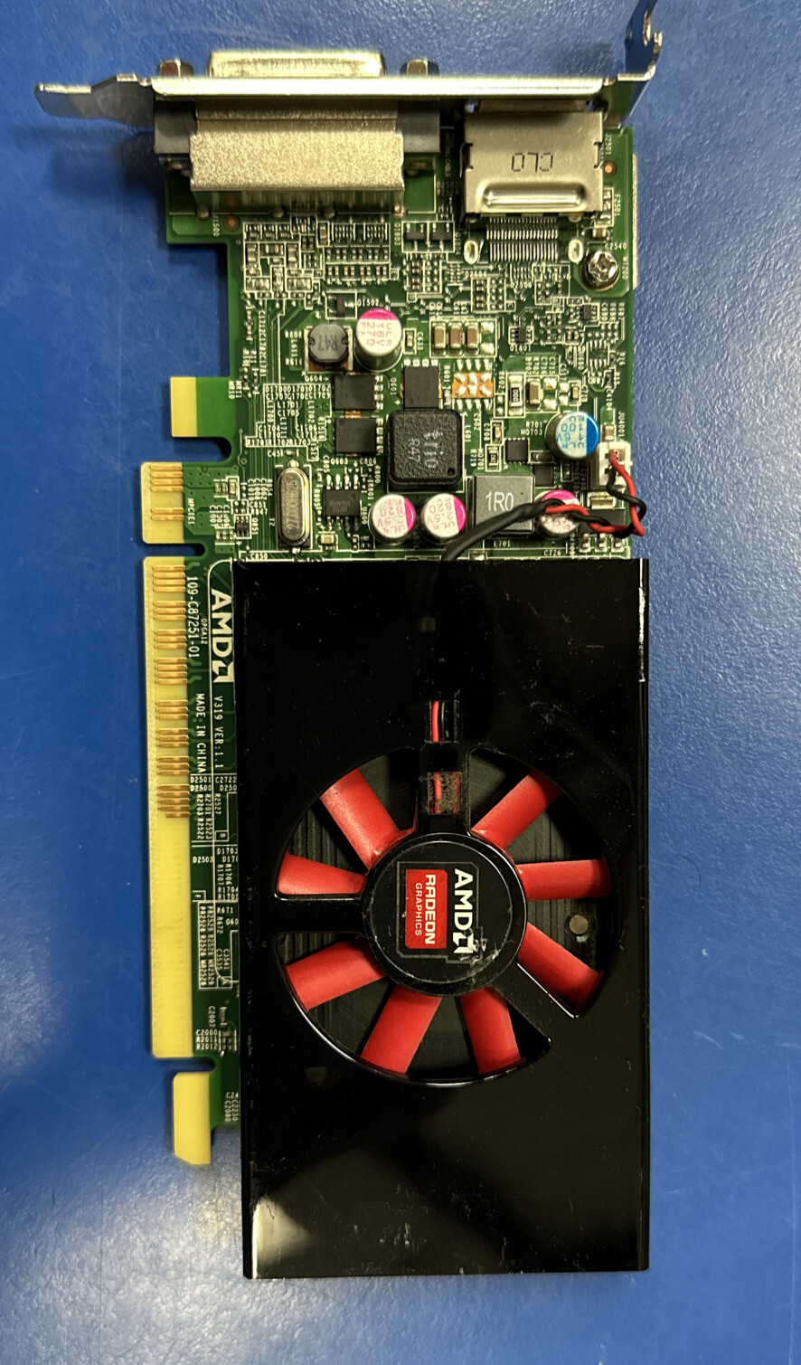 AMD Radeon C872 DDR3 R7 350X 4GB OPGA12 109-C87251-01 DVI Low profile