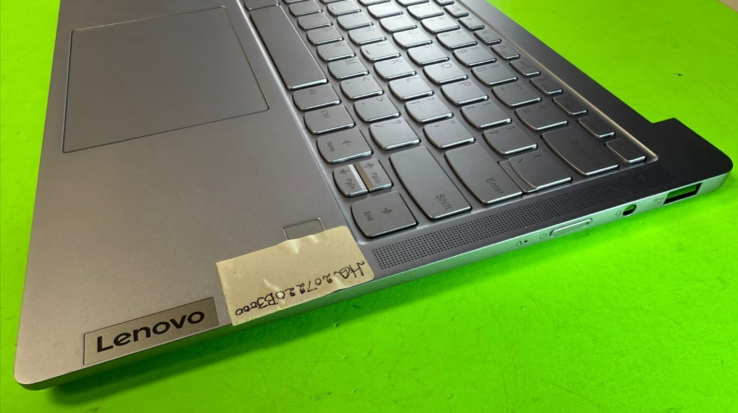 HQ207220B3000 Lenovo US Palmrest Keyboard Storm Grey HQ3130A8PT007