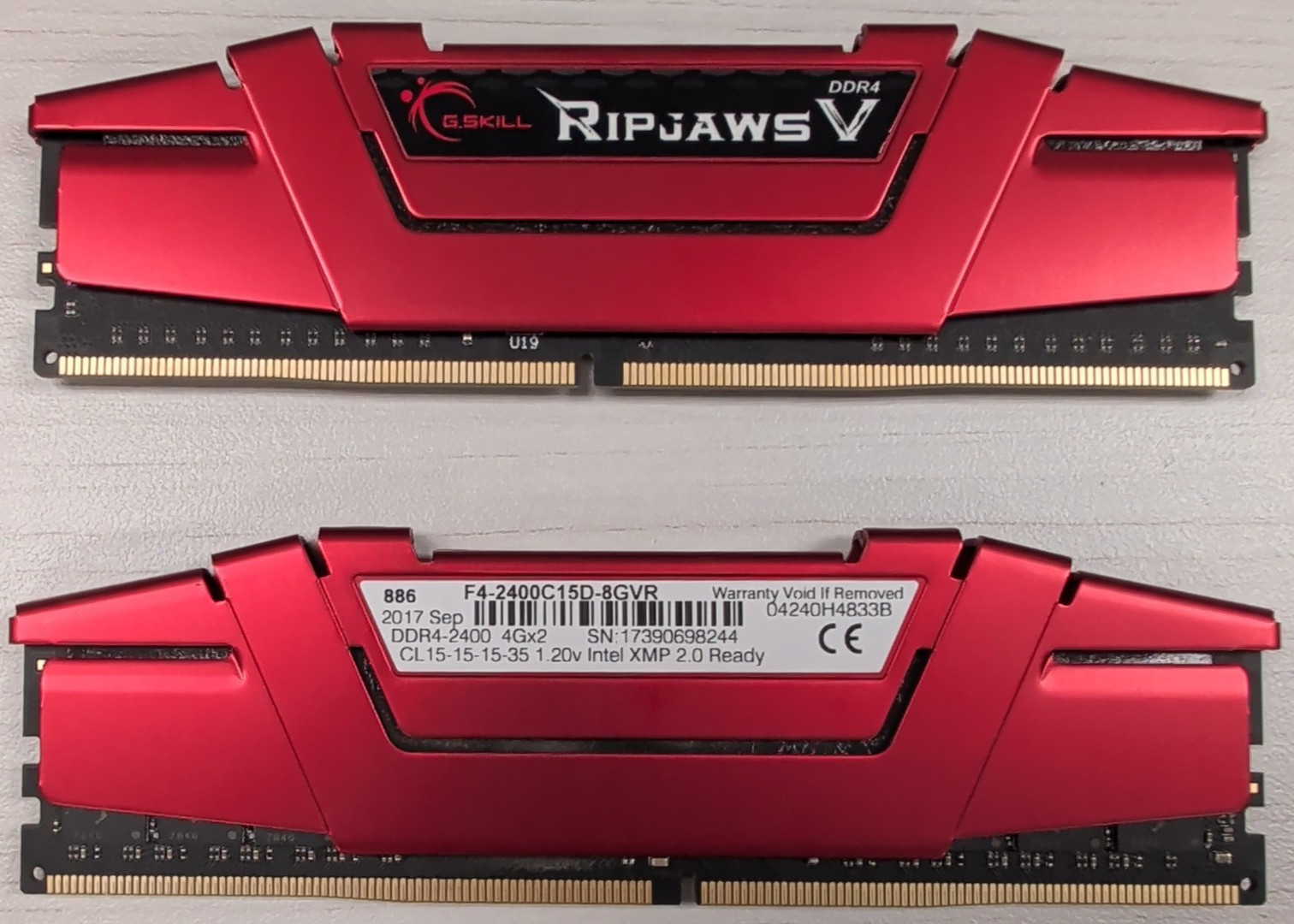 G.Skill RipJaws V 8GB (2x4GB) RAM DDR4-2400 F4-2400C15D-8GVR