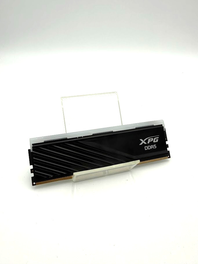 Open Box – XPG 16GB (1x16GB) RAM DDR5 6000MHz AX5U6000C4816G-BLABRBK