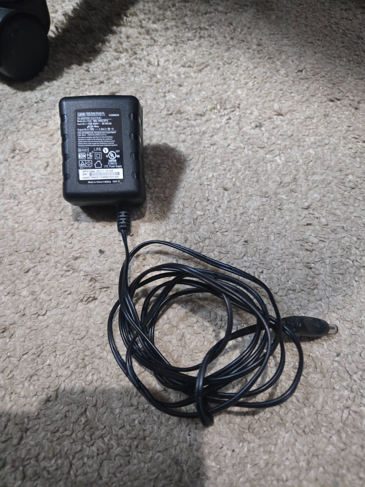 ADP Asian Power Devices AC Adapter Model WA-18Q12FU with Output 12V 1.5A