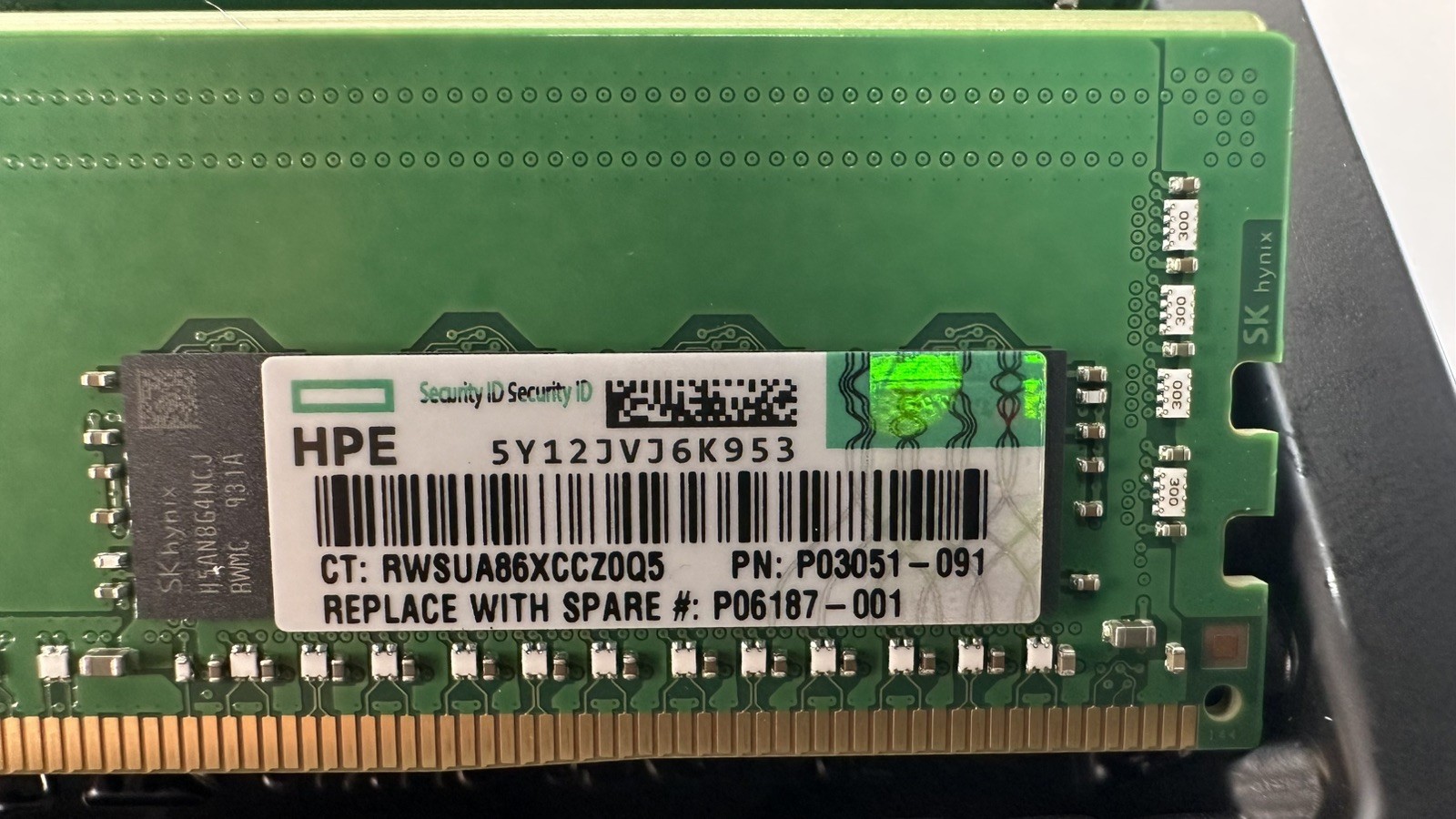 HPE Hynix 16GB PC4-23400 DDR4-2933MHz ECC Reg 1Rx4 RAM Memory P03051-091 2933Y