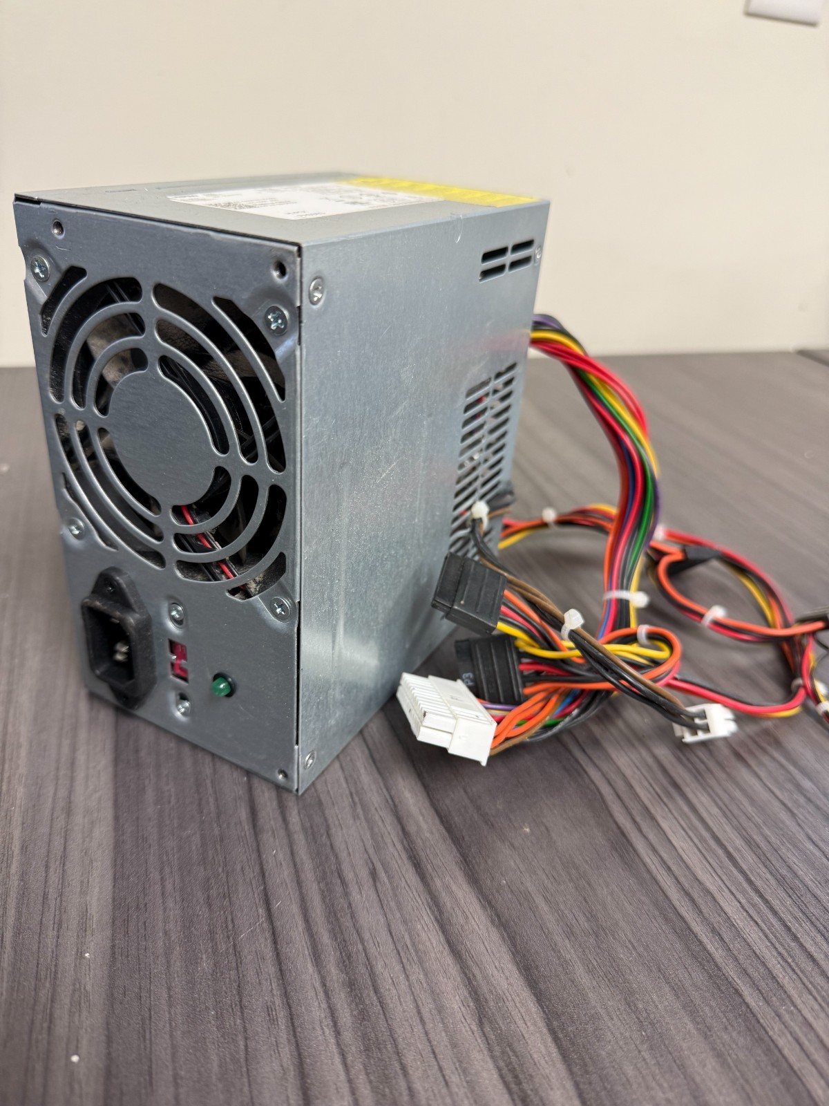 Desktop HIPRO-P3017F3 300W Power Supply- H057N