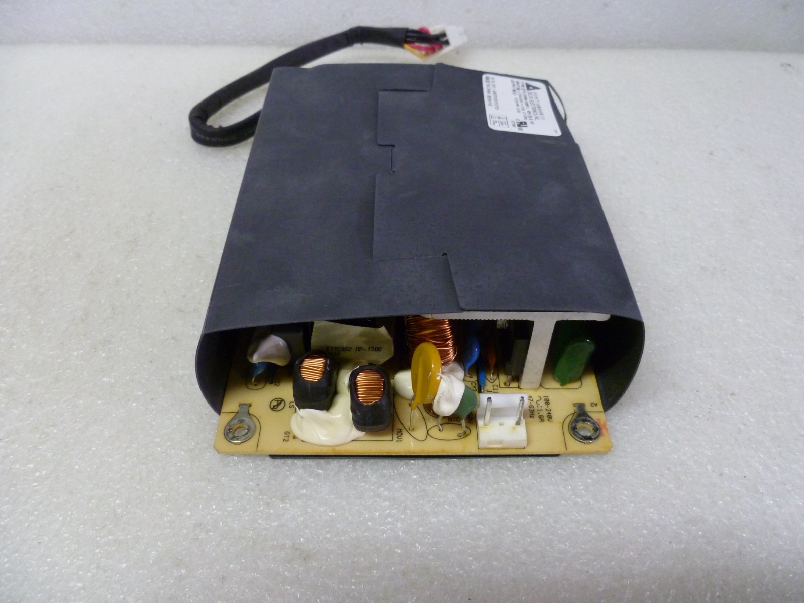 DELTA ELECTRONICS DPSN-100BP L 12V/8.5A Power Supplies