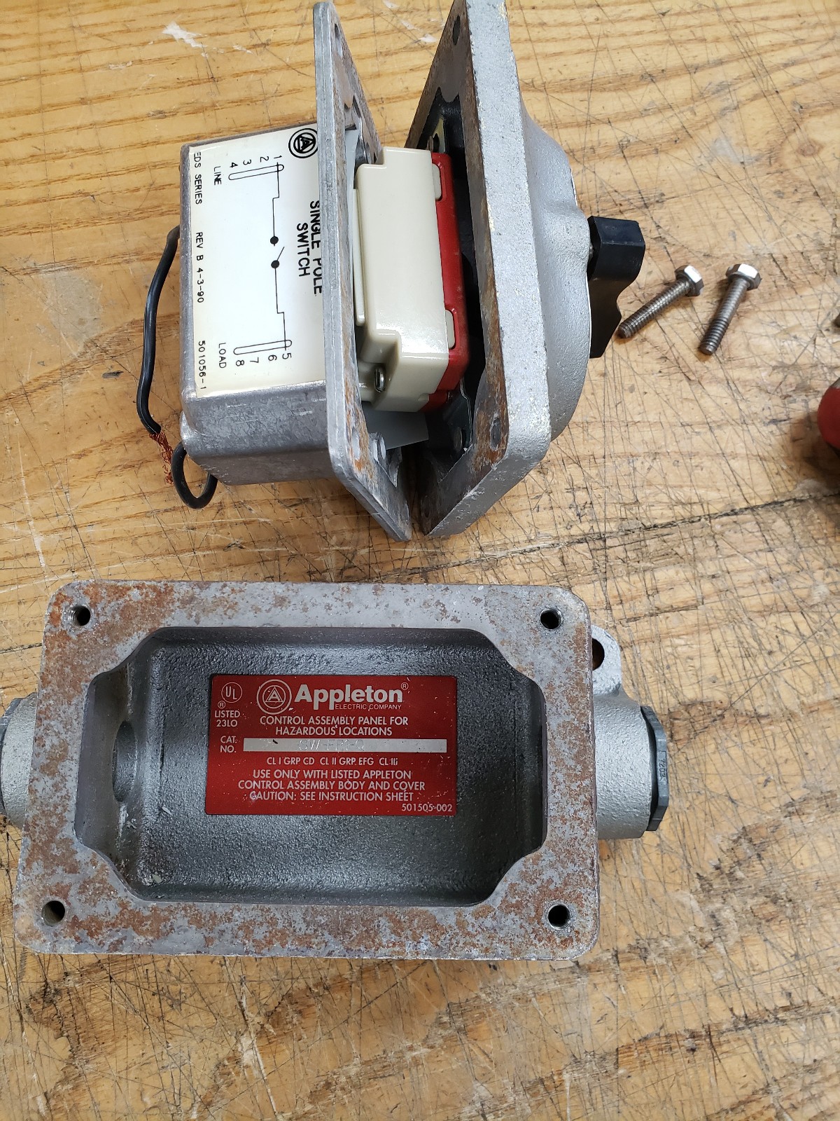 Appleton Electric EDSC175-F1 20AMP Electric Switch Hazardous Locations used JNC
