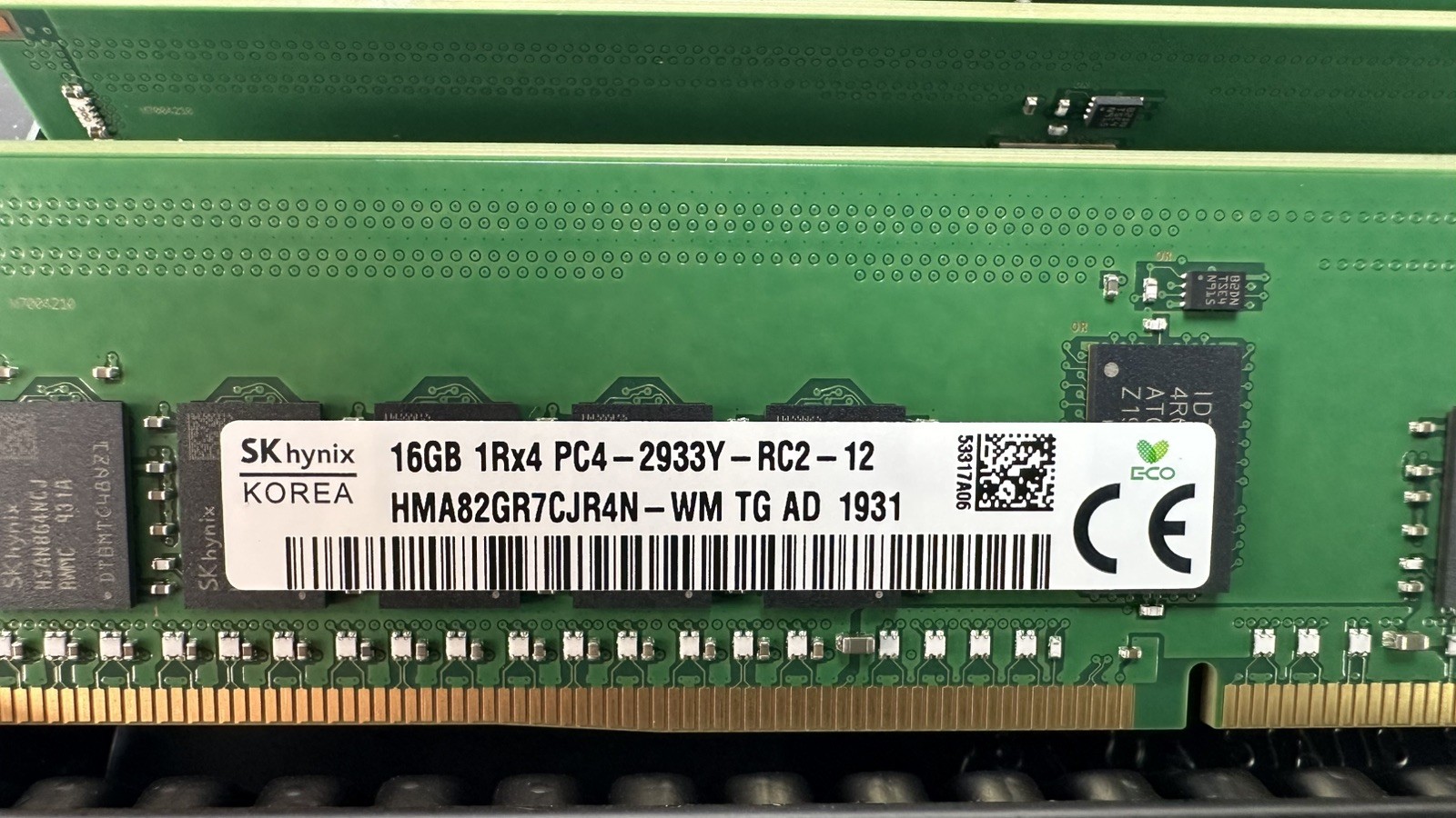HPE Hynix 16GB PC4-23400 DDR4-2933MHz ECC Reg 1Rx4 RAM Memory P03051-091 2933Y