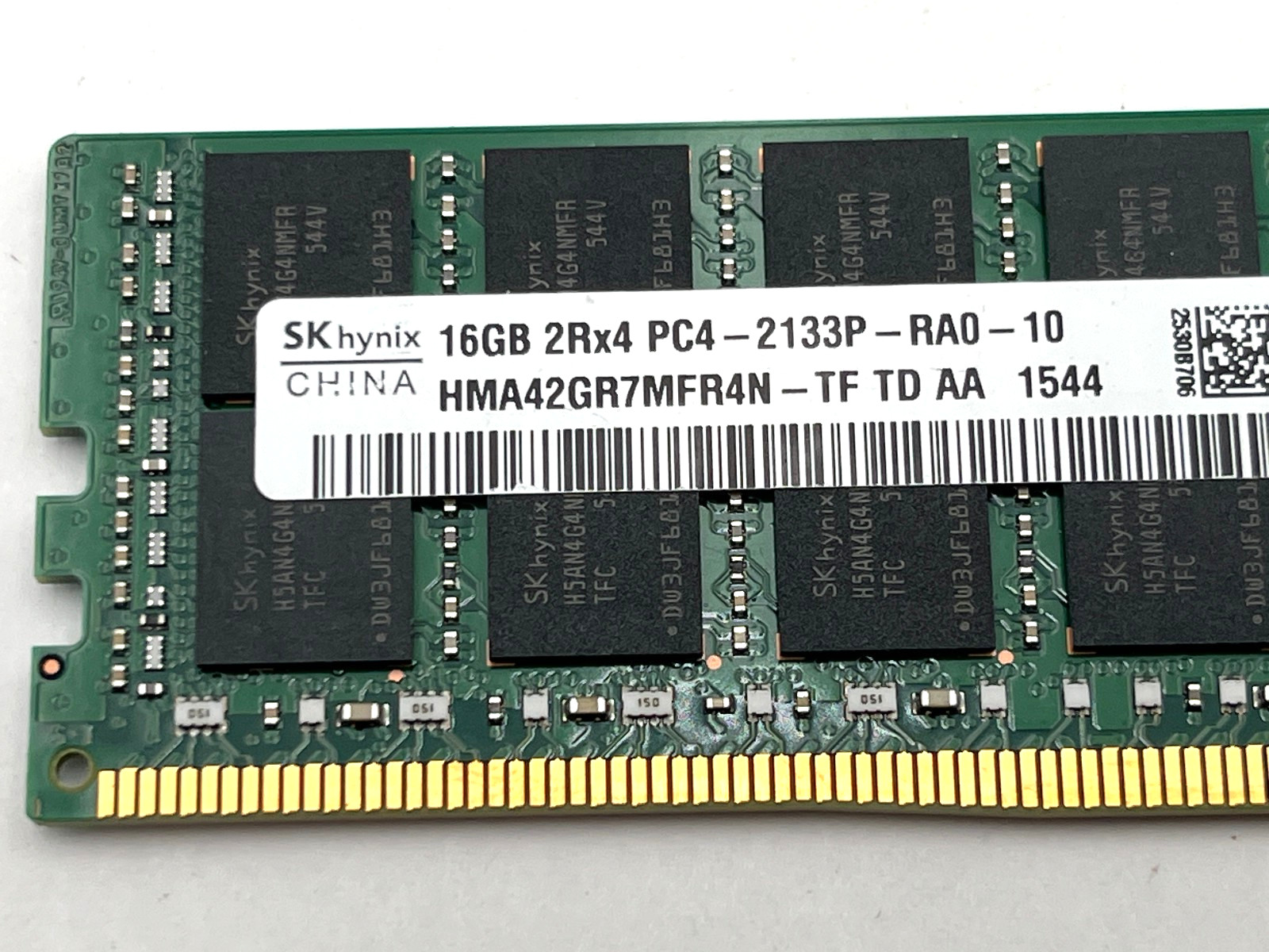32GB Kit (2x16GB) DDR-4 2133P ECC REG HP 752369-EF1 / SK Hynix HMA42GR7MFR4N-TF