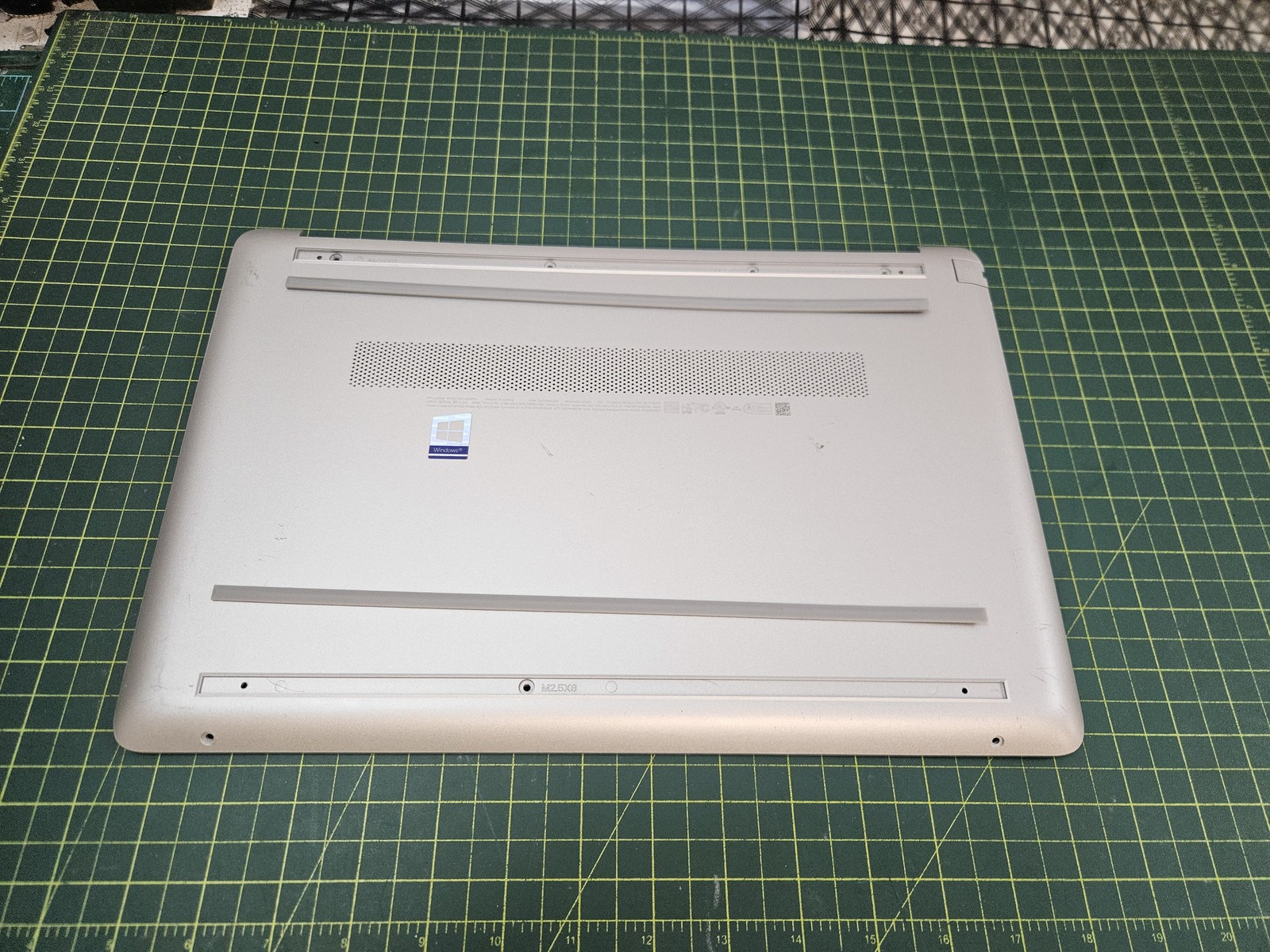Genuine HP 15-DW Series 15.6″ Bottom Case Base Cover L52007-001 #e249
