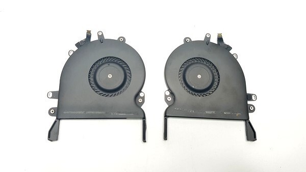 Apple Macbook Pro 15″ A1707 2016 2017 Left & Right Fans Set 610-00150 923-01459