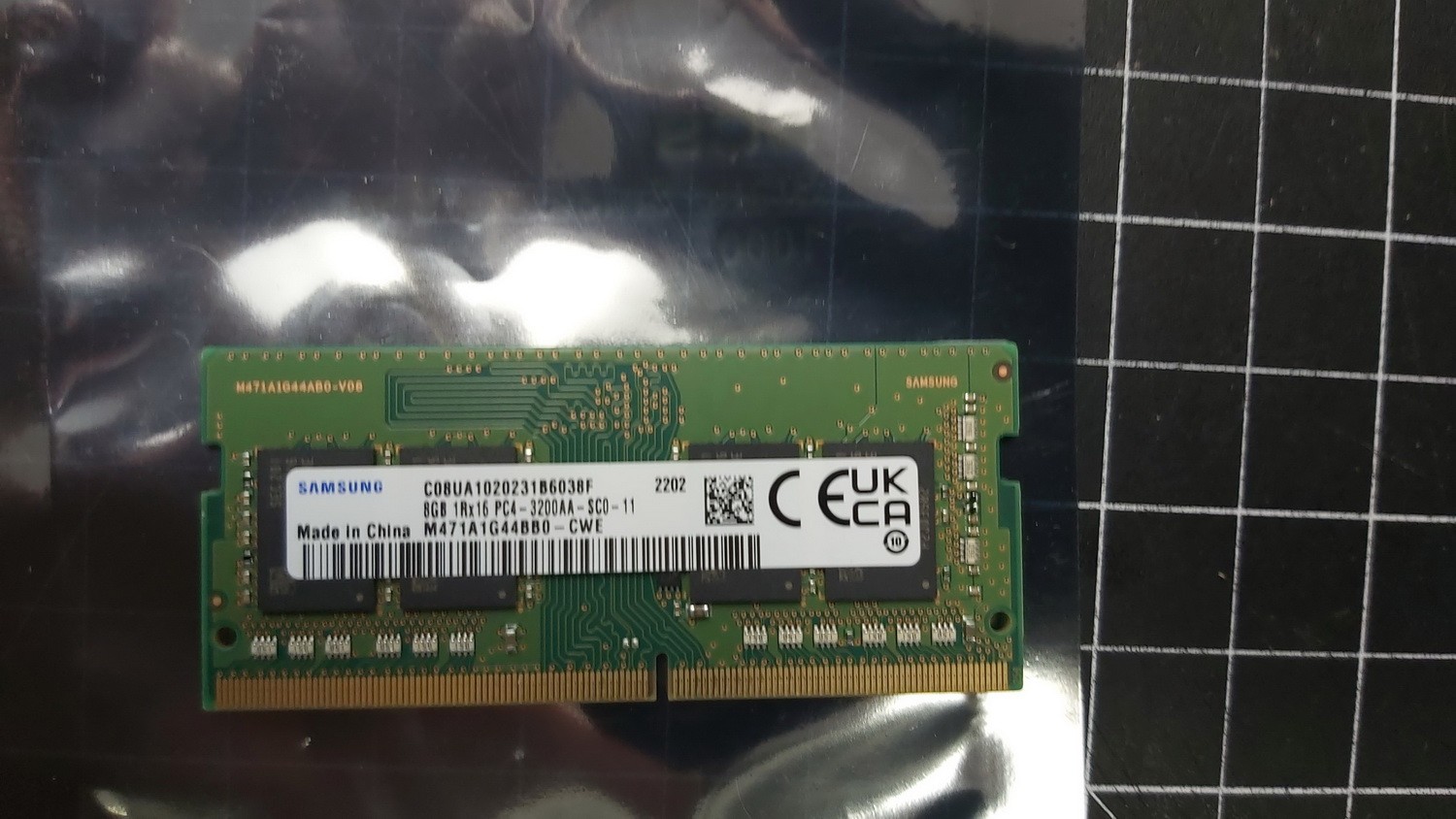 Samsung 8GB 1Rx16 PC4-3200AA Memory RAM SO-DIMM M471A1G44BB0-CWE