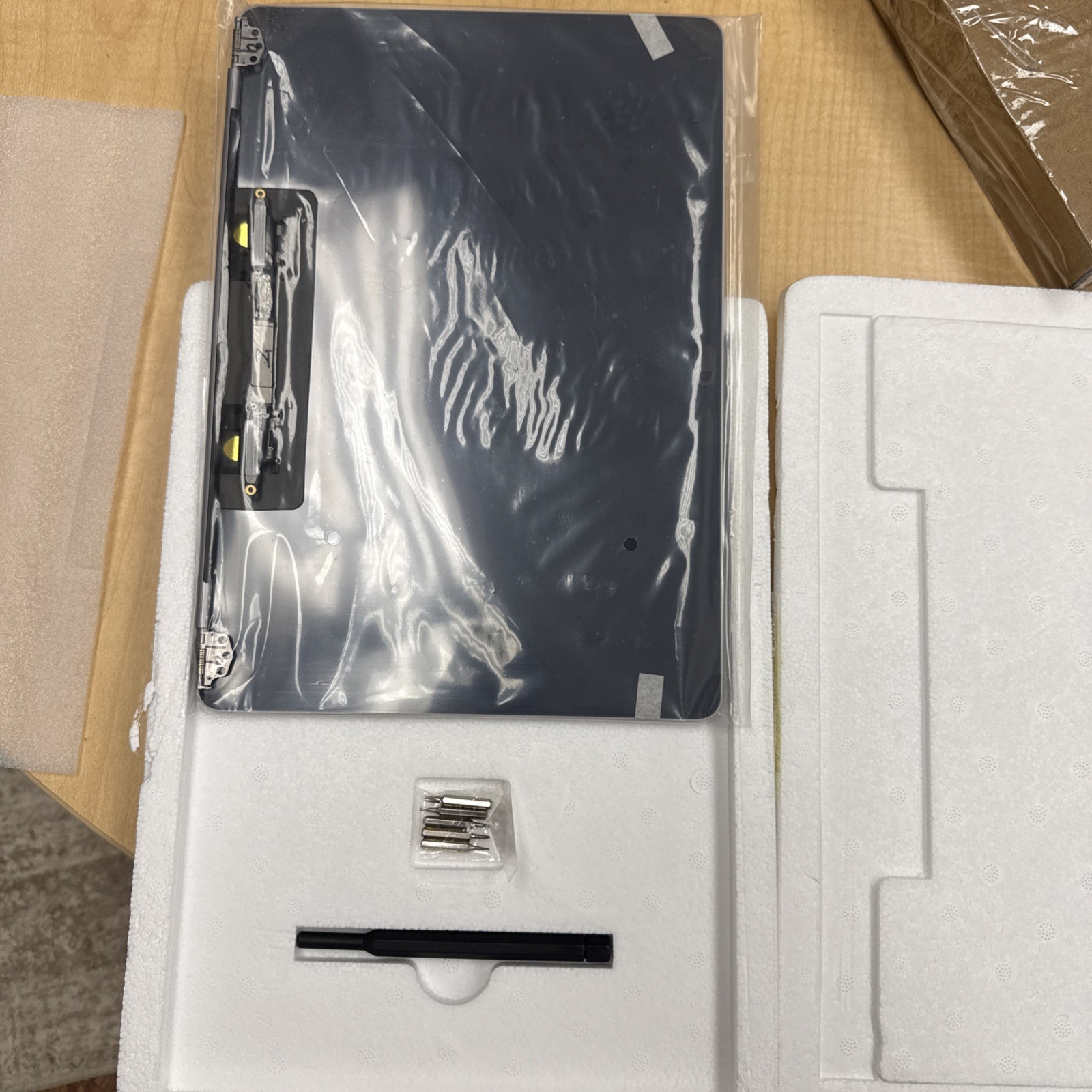 Replacement 13.3″ 2560×1600 Full LCD Screen For for MacBook Air Retina 13″ 2018
