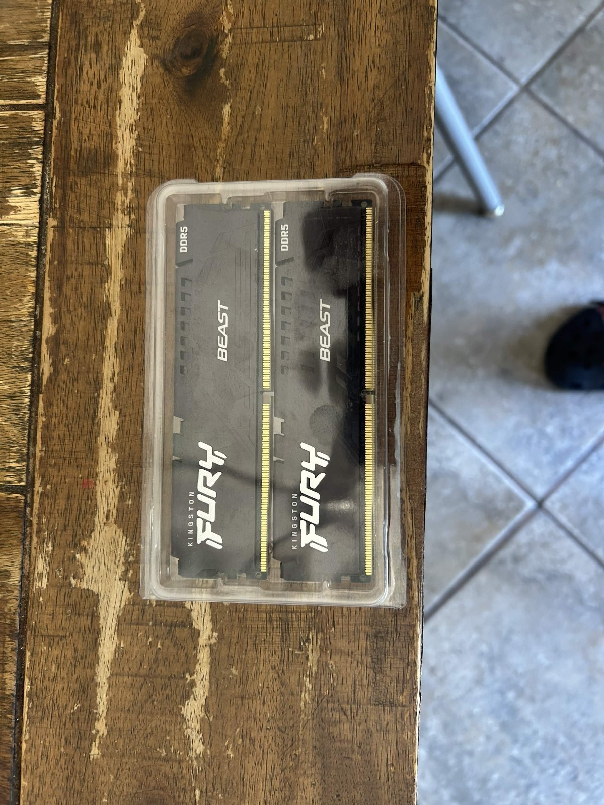 Kingston FURY Beast 16GB (2x8GB) 5600MT/s DDR5 CL40 Desktop Memory | Intel XMP 3
