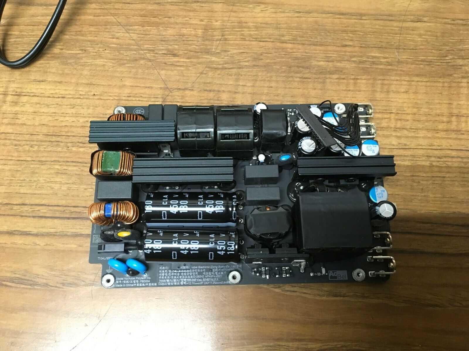 Power Supply (450W) Late 2013 Apple Mac Pro A1481 / 661-7542 / ADP-450AF FSD004