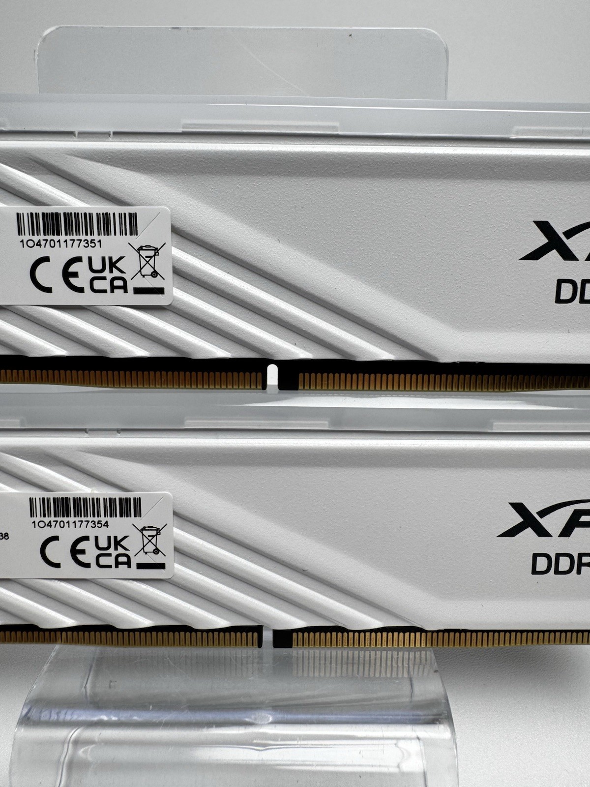 XPG LANCER BLADE RGB 32GB (2 x 16GB) DDR5 6000 UDIMM DESKTOP RAM – WHITE