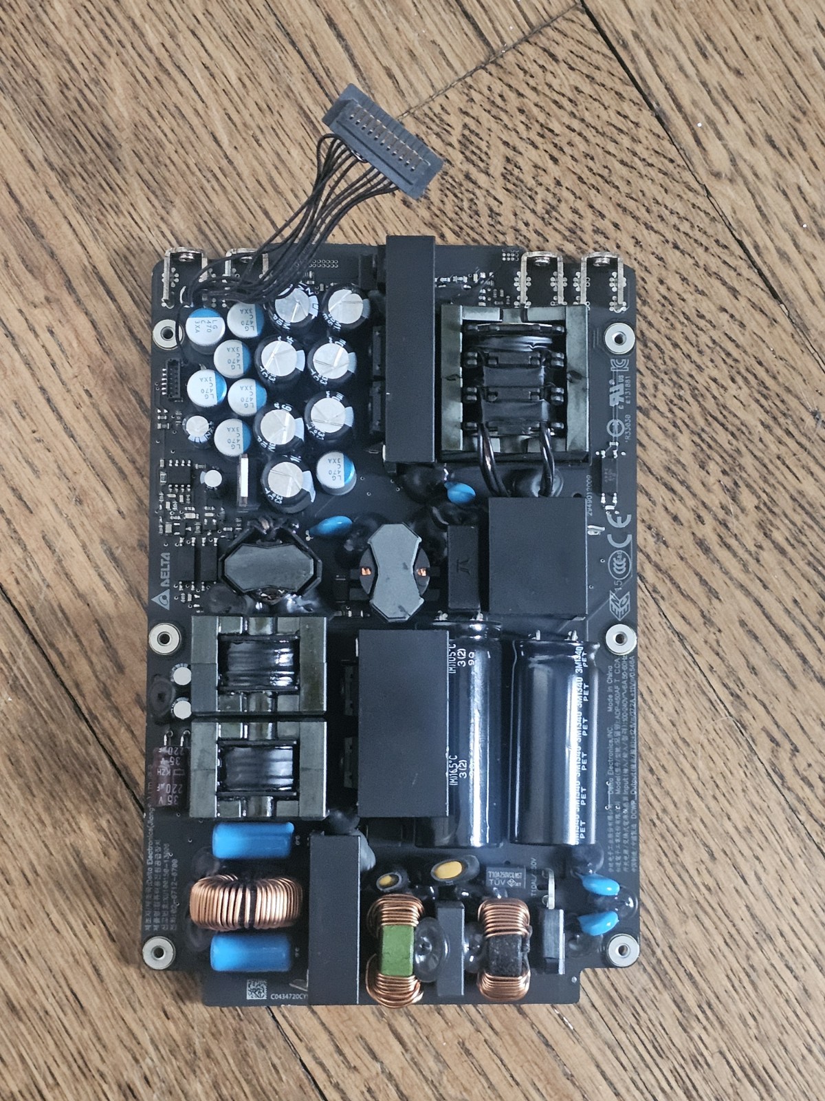 PSU/Power Supply (450W) Late 2013 Apple Mac Pro A1481 661-7542 ADP-450AF FSD004
