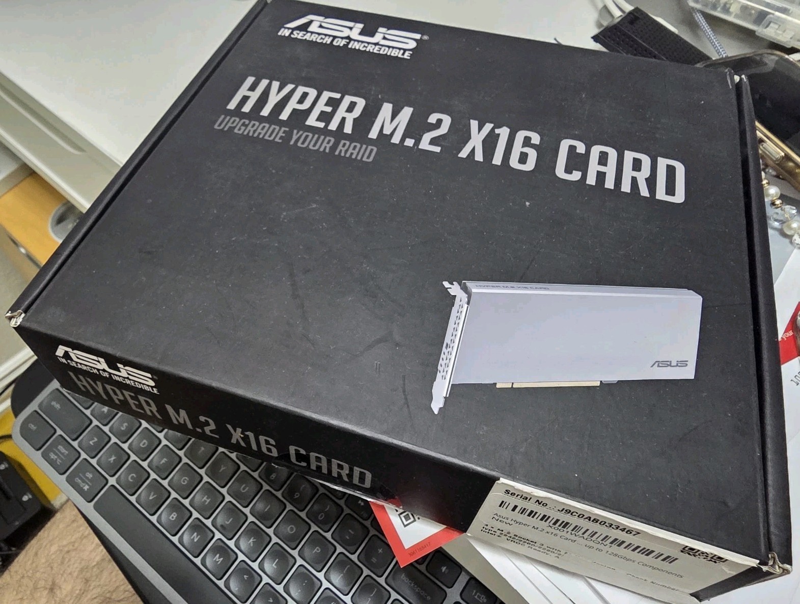 Asus HYPER M.2 X16 GEN 4 CARD Hyper M.2 x16 Gen 4 Card (PCIe 4.0/3.0)