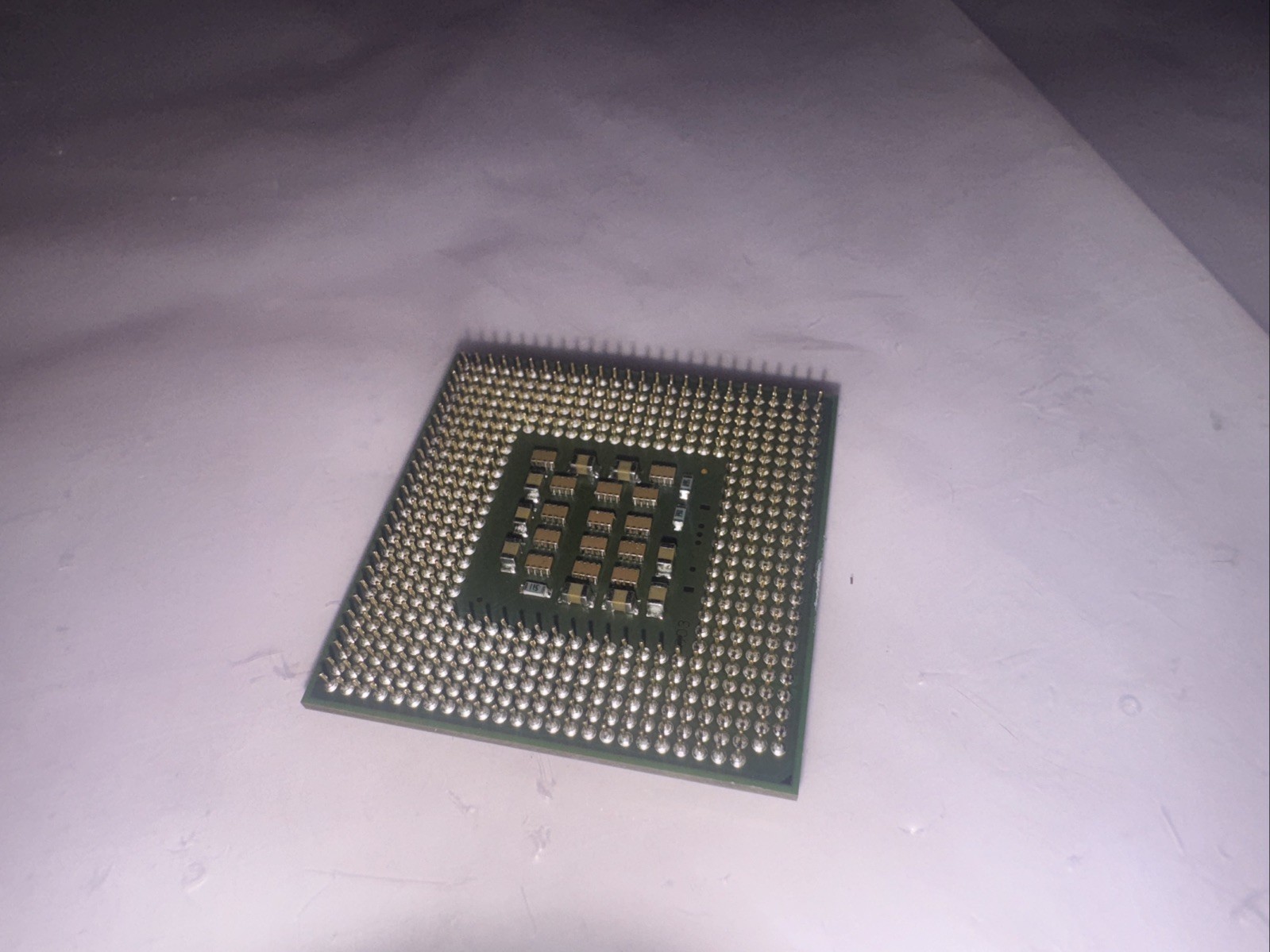 INTEL PENTIUM 4 3.2 GHz PROCESSOR, 800 MHz BUS, SL7E5, SOCKET 478, US SELLER