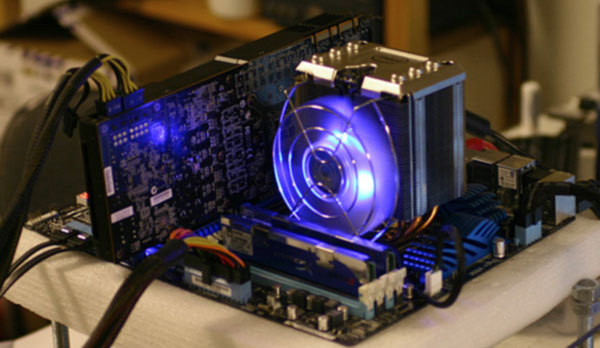 Intel XTS100H Extreme Tower Heatsink Gaming Cooler for LGA 1150,1151,1155,1200