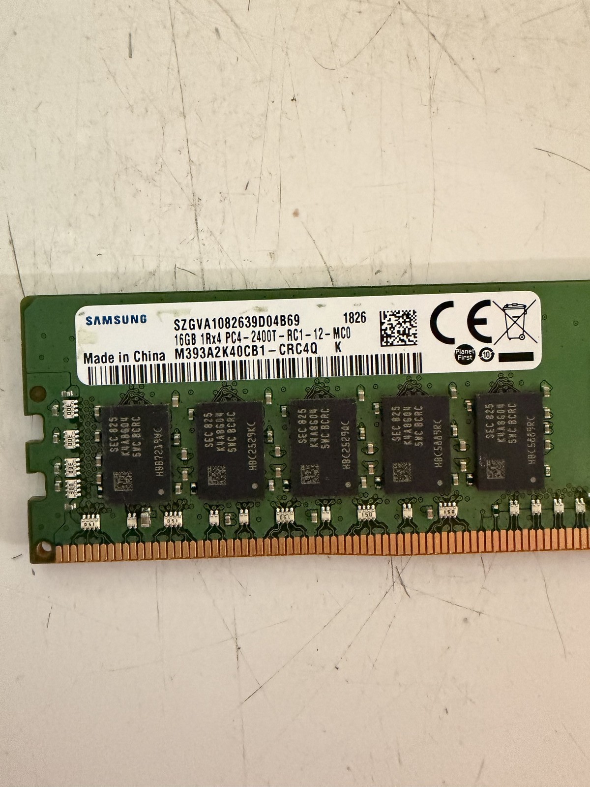 Samsung 16GB DDR4 2400T ECC Registered RAM M393A2K40CB1-CRCAQ