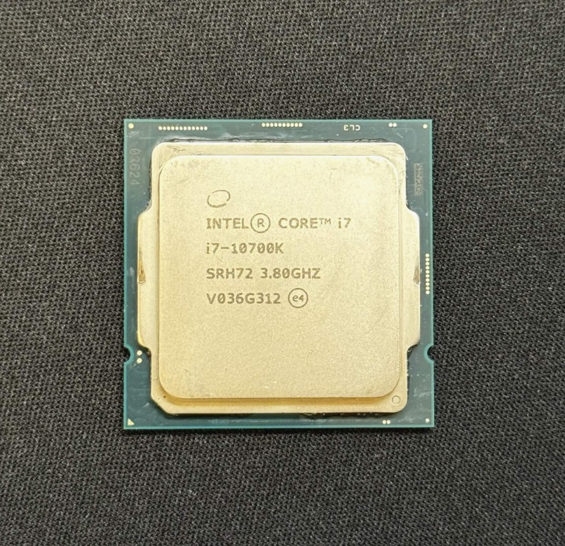 Intel Core i7-10700K CPU 8 cores, 16 Threads up to 5.1 GHz LGA 1200 Unlocked
