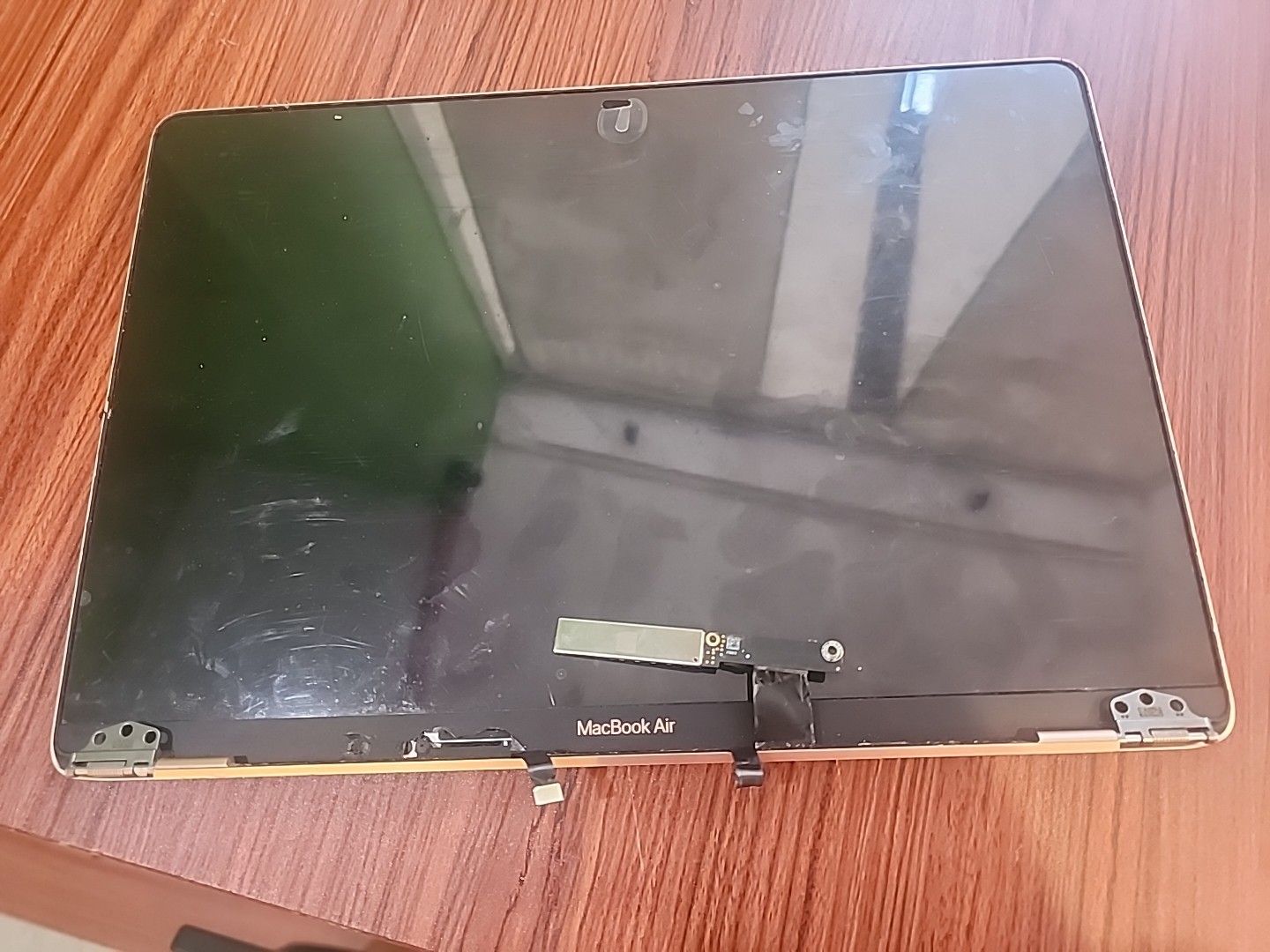 CRACKED OEM LCD Screen Display Assembly 2020 MacBook Air 13” (A2179) – Rose Gold