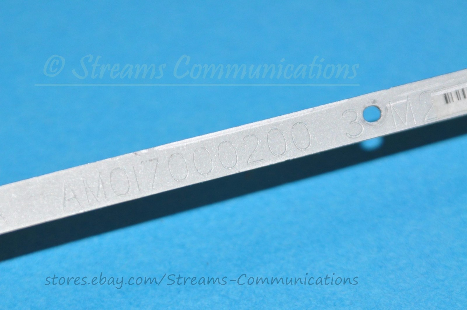 TOSHIBA Satellite P770-BT4G22 P770-BT4N22 P775 Laptop Right R LCD Hinge Bracket