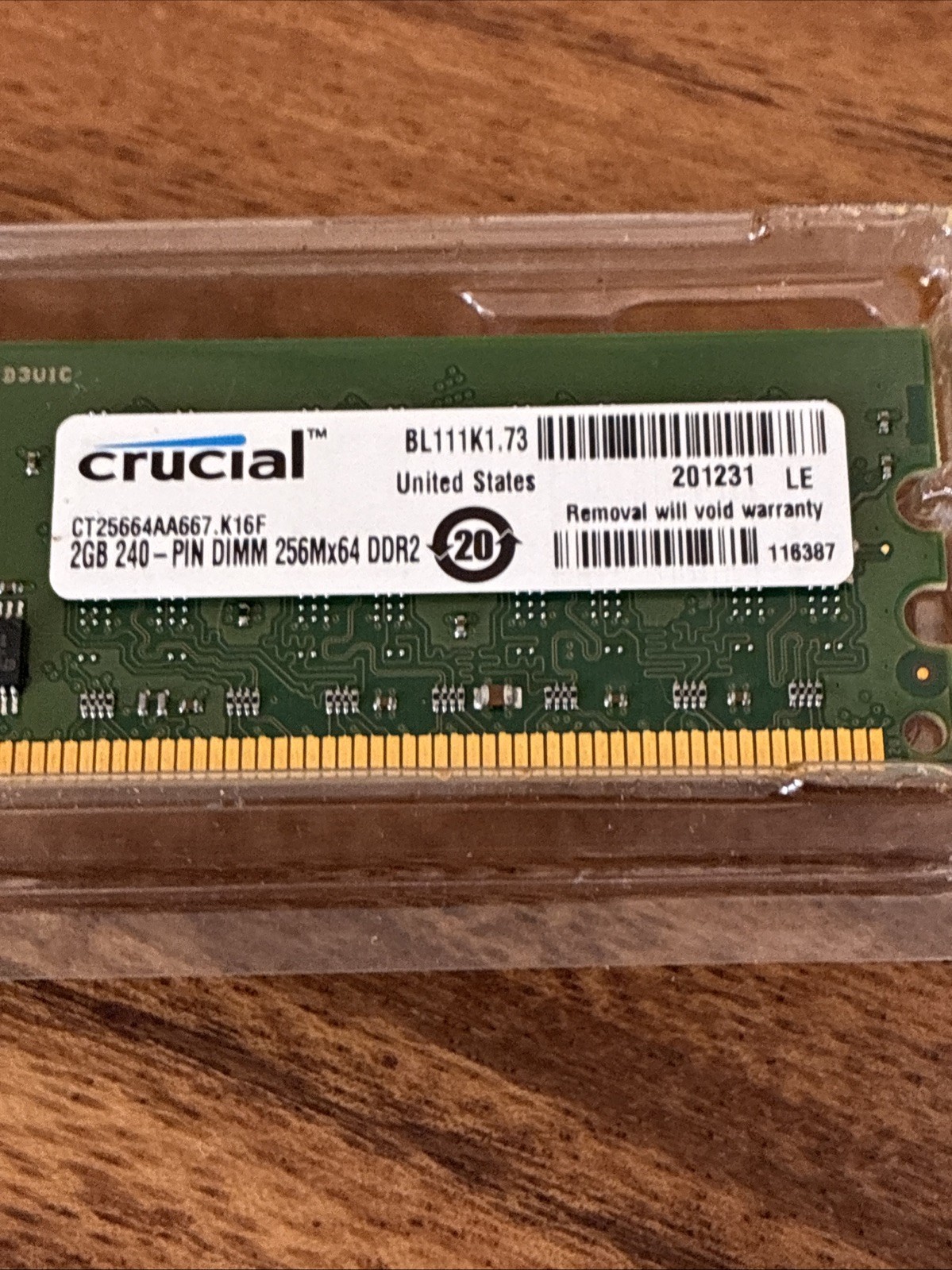 CRUCIAL 2GB 240-PIN DIMM 256Mx64 DDR2PC2 PC2-5300 (CT25664AA667) New