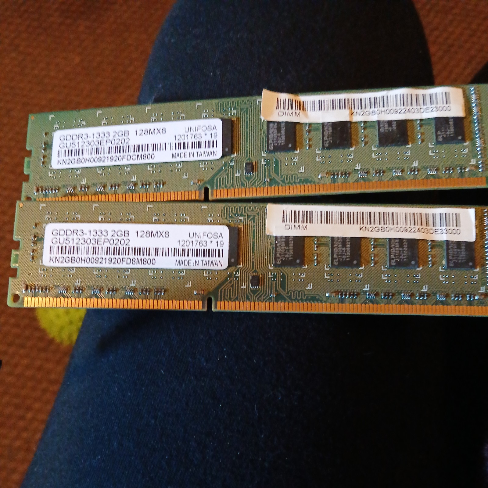 Lot Of 2 Unifosa PC RAM Memory GU512303EP0202, GDDR3-1333 2GB 128MX8 1.5V EP
