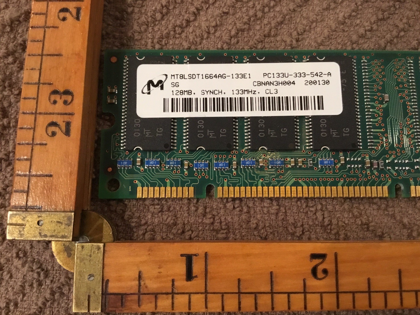 128MB PC-133 CL2 MICRON MT8LSDT1664AG-13EG3 MEMORY STICK DIMM For IBM