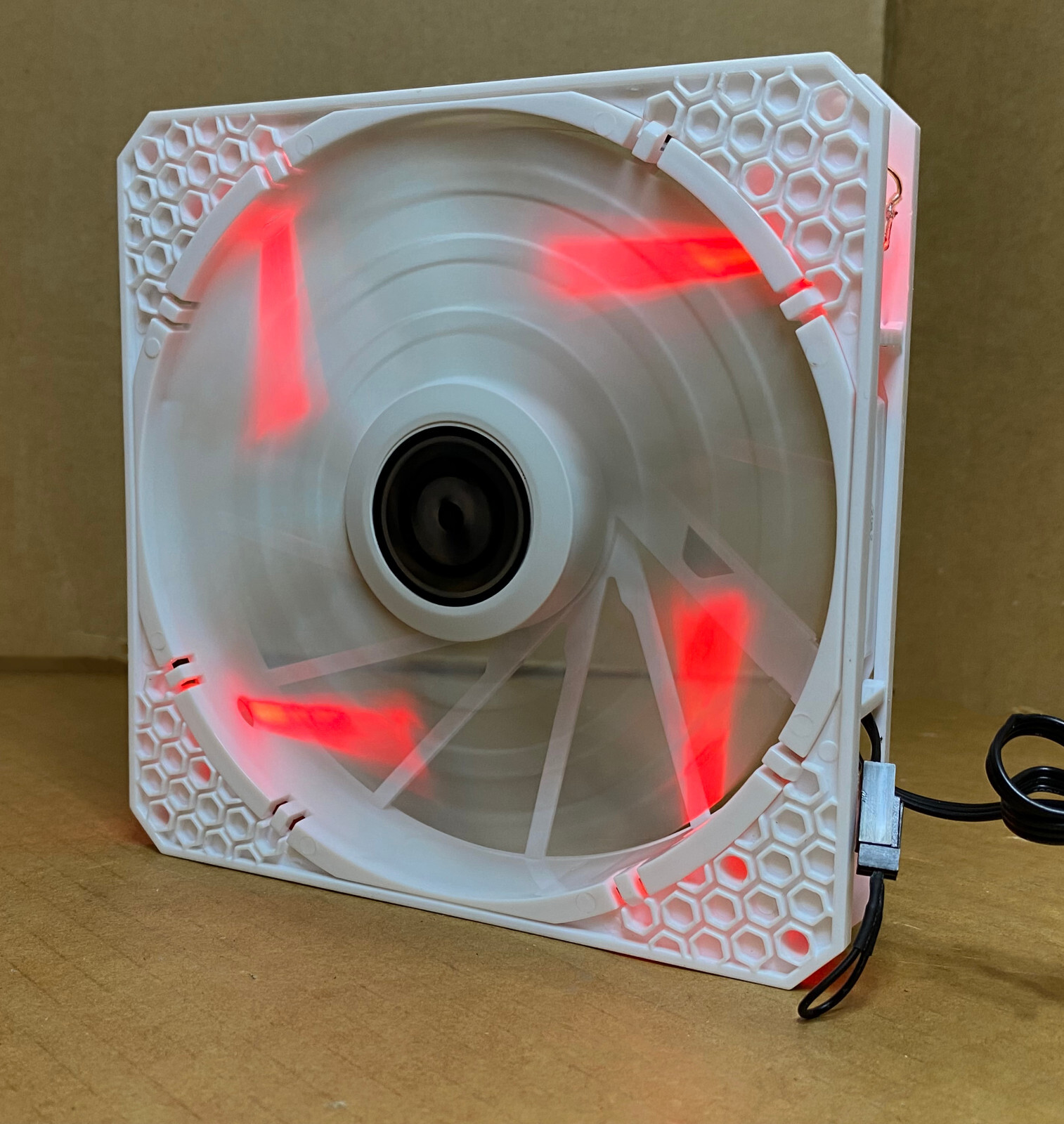 LOT 3x BitFenix Spectre Pro 140mm RED LED Case Fan 3-pin * BFF-WPRO-14025R-RP
