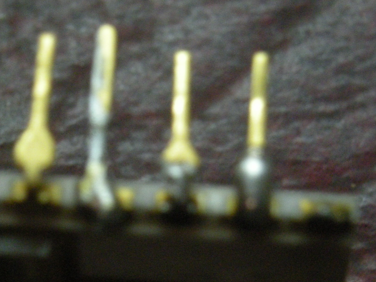 Intel C1702A EPROM 1970s, Gold Plated Pins, White Ceramic, Erased, Pin Damage