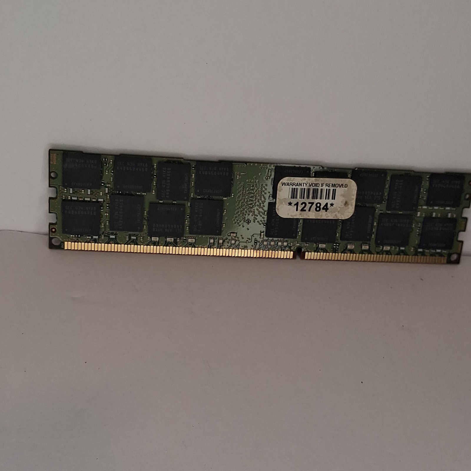 Samsung 16GB DDR3 PC3L-12800R ECC Registered RDIMM 240-Pin M393B2G70QH0-YK0Q9