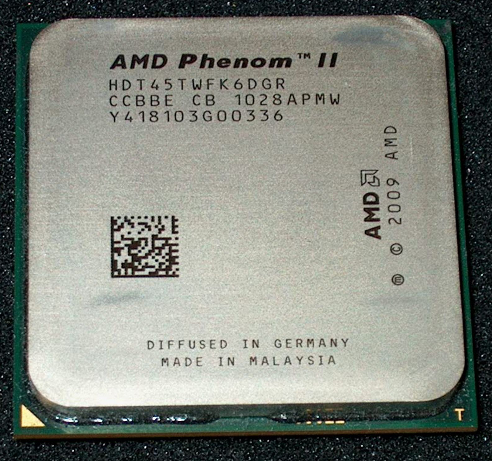 AMD Phenom II X 6 2.7 GHz 1045T Six Core Processor, HDT45TWFK6DGR, AM3, US