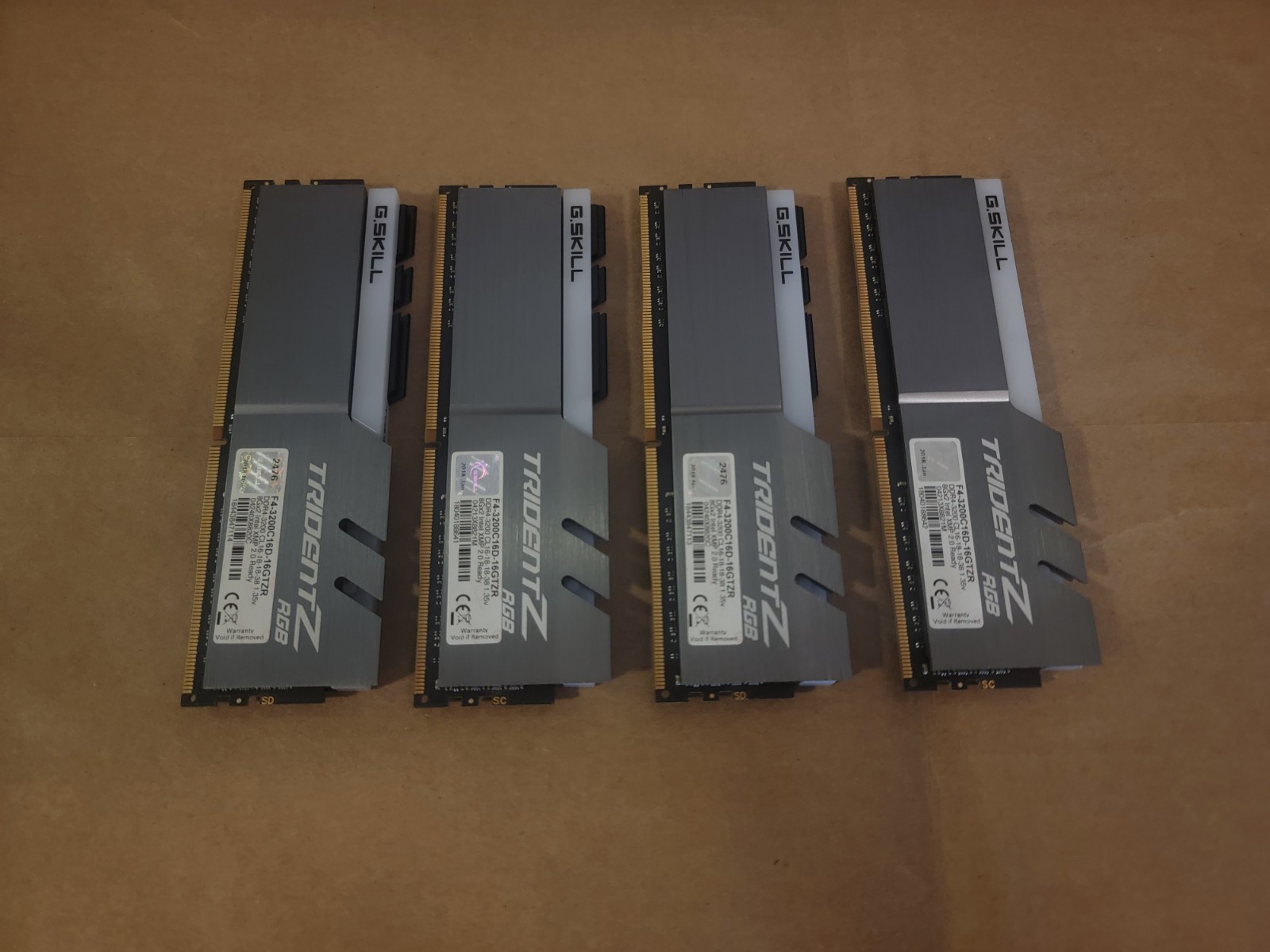 G.SKILL Trident Z RGB DDR4-3200 32GB (4x8GB) DIMM Intel XMP 2.0 Ready RAM