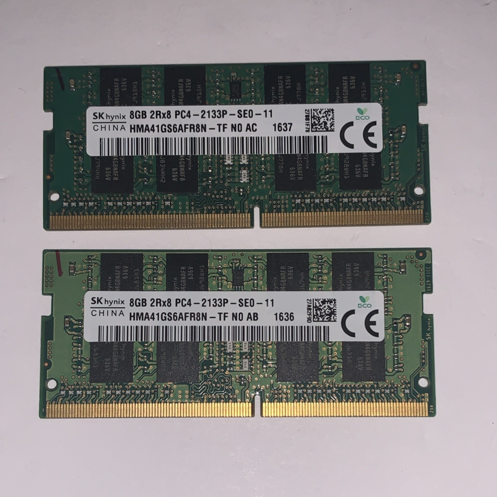 SK hynix 16GB (8GB x 2) 2Rx8 PC4-2133P SO-DIMM Laptop RAM HMA41GS6AFR8N-TF
