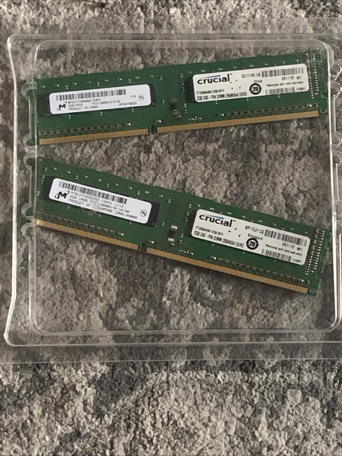 Crucial 2GB 240pin DIMM 256Mx64 DDR3 Desktop Memory CT25664BA1339.8 FH Qty. 2