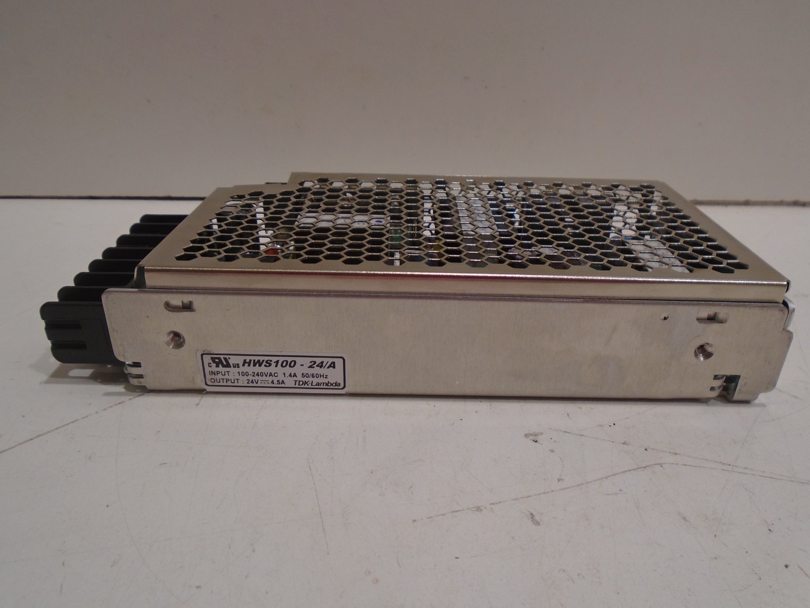 TDK LAMBDA HWS 100-24/A POWER SUPPLY OUTPUT 24V 4.5A