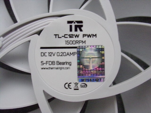 THERMALRIGHT TL-C12W PWM 1500RPM 12V DC 0.20AMP 4 Pin S-FDB BEARING FAN