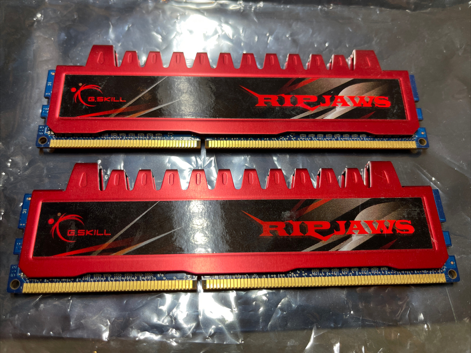 G.Skill Ripjaws 4GB (2x2GB) PC3-12800 DDR3-1600 Memory F3-12800CL9D-4GBRL 014