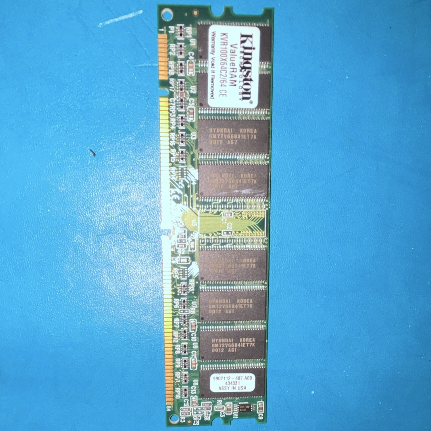 Kingston ValueRAM 256MB PC-100 SDRAM 168-Pin DIMM Non-ECC KVR100X64C2/256