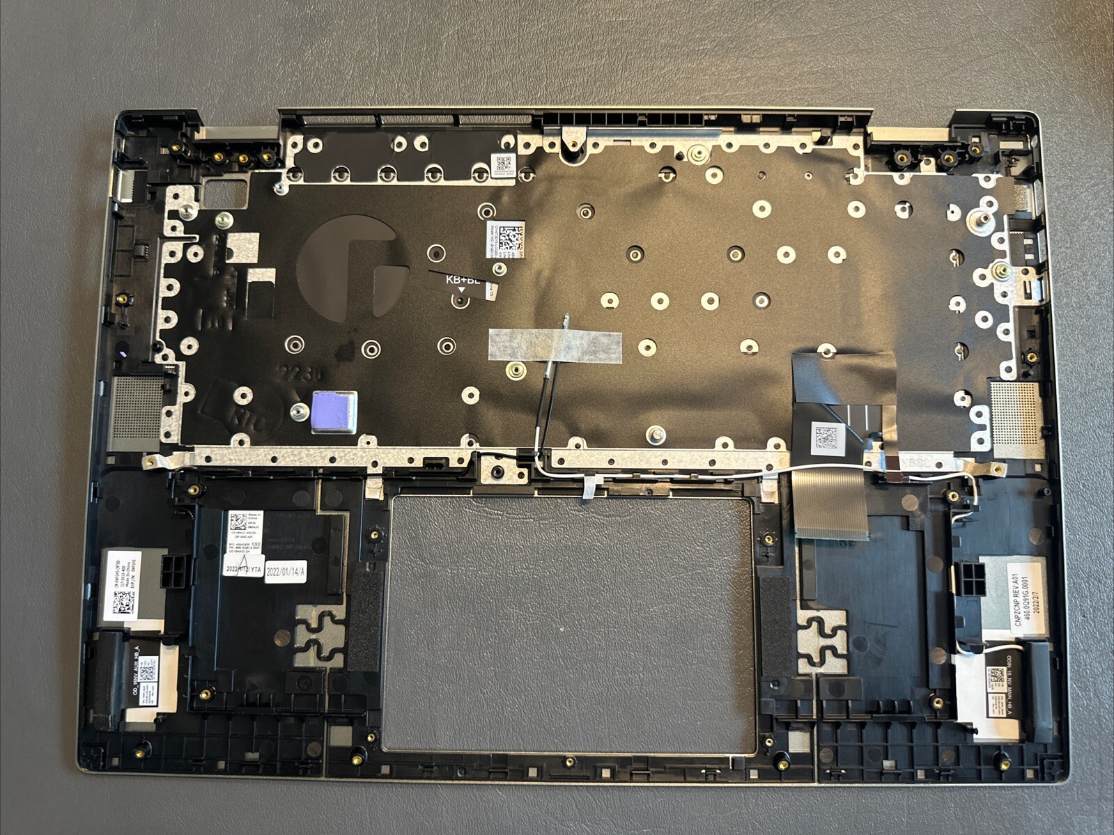 Spanish Brand New Dell Inspiron 16 5620 5625 Palmrest Kbd Hj5pc 0hj5pc 0WFGH5 N3
